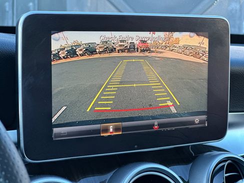 Used 2017 Mercedes-Benz C 300 4MATIC Sedan image 19