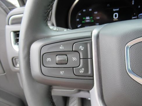 Used 2024 GMC Yukon XL SLT w/ SLT Premium Package AWD/4WD image 23