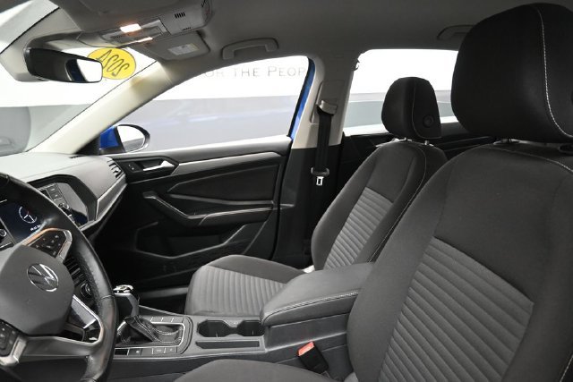 Used 2024 Volkswagen Jetta S FWD image 17
