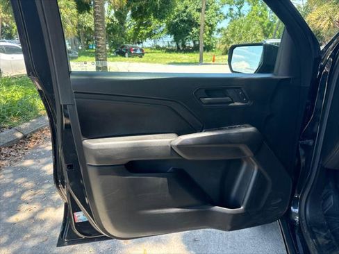 Used 2023 Chevrolet Colorado W/T RWD image 13