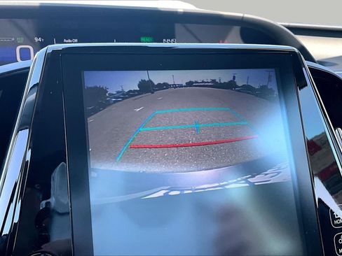 Used 2017 Toyota Prius Prime Advanced FWD image 26