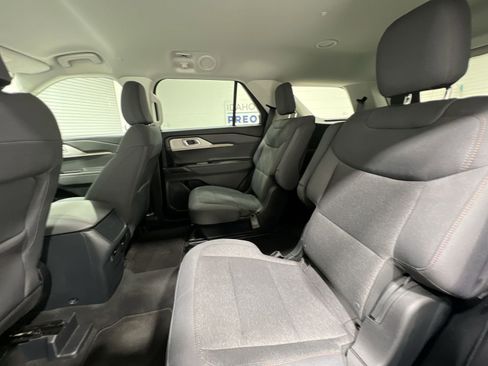 Used 2025 Ford Explorer Active image 22