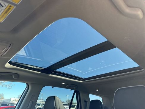 Used 2023 Honda Pilot Elite image 5