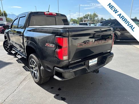 Used 2024 Chevrolet Colorado Z71 w/ Z71 Convenience Package 2 AWD/4WD image 5