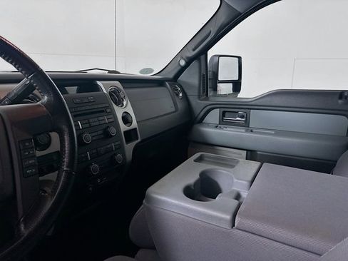 Used 2012 Ford F150 XLT w/ XLT Chrome Pkg image 10