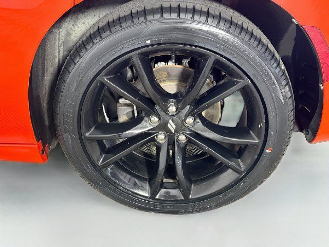 Used 2018 Dodge Charger SXT w/ Blacktop Package RWD image 36