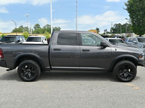 Used 2024 RAM 1500 Classic Warlock AWD/4WD image 11
