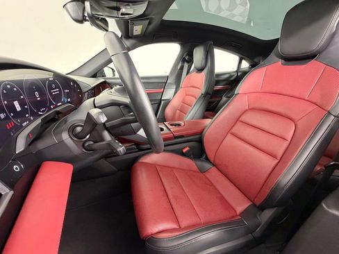 Certified 2025 Porsche Taycan AWD/4WD image 5