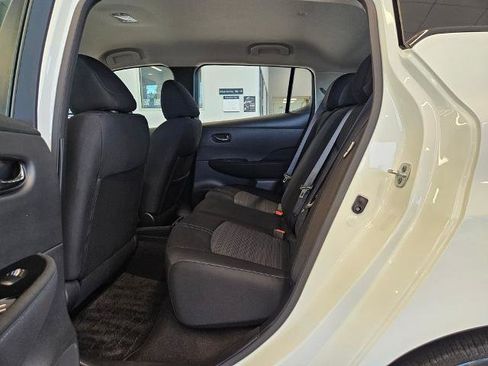 Certified 2023 Nissan Leaf S image 27