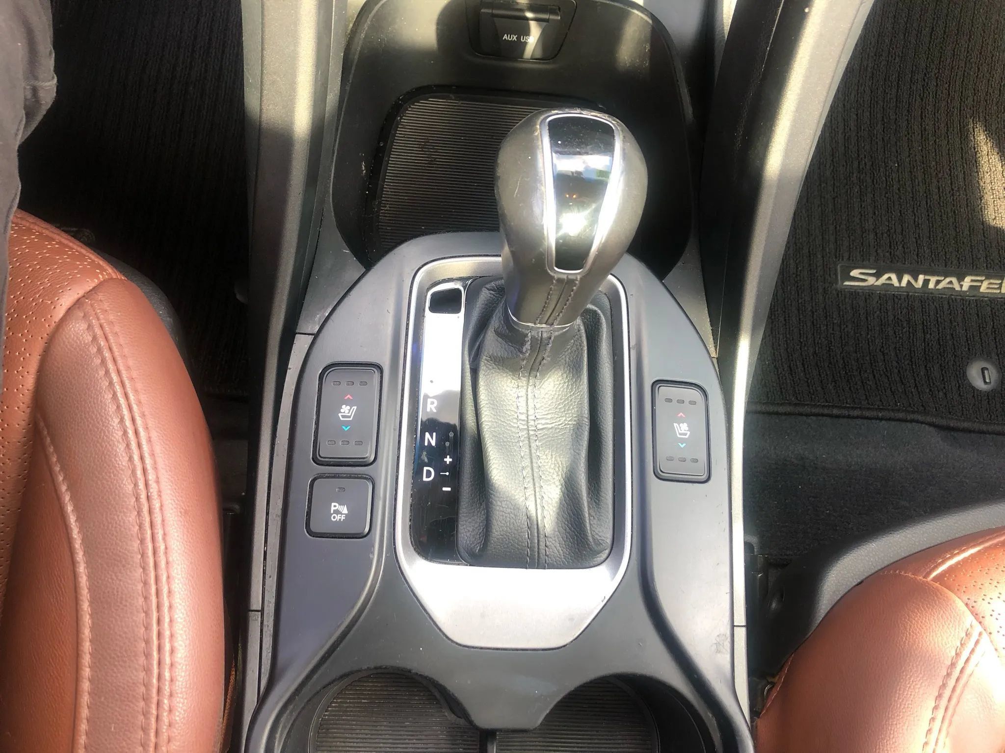 Used 2015 Hyundai Santa Fe Sport 2.0T w/ Option Group 05 FWD image 17
