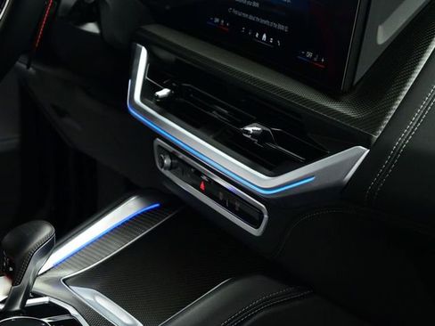 Used 2025 BMW XM image 71