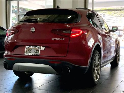 Used 2018 Alfa Romeo Stelvio Ti Sport image 6