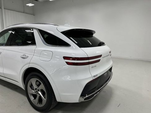 Certified 2026 Genesis GV70 2.5T AWD/4WD image 14
