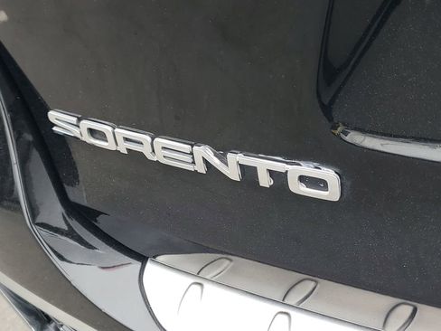 Used 2019 Kia Sorento SX FWD image 7