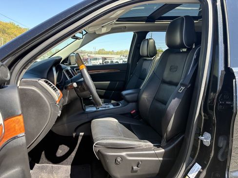 Used 2013 Jeep Grand Cherokee Overland w/ Trailer Tow Group IV image 11