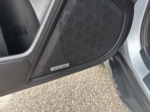 Used 2023 Subaru Outback Limited image 47