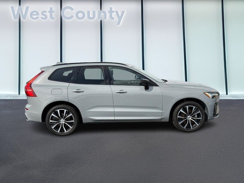 Certified 2024 Volvo XC60 B5 Plus w/ Protection Package Premier AWD/4WD image 2