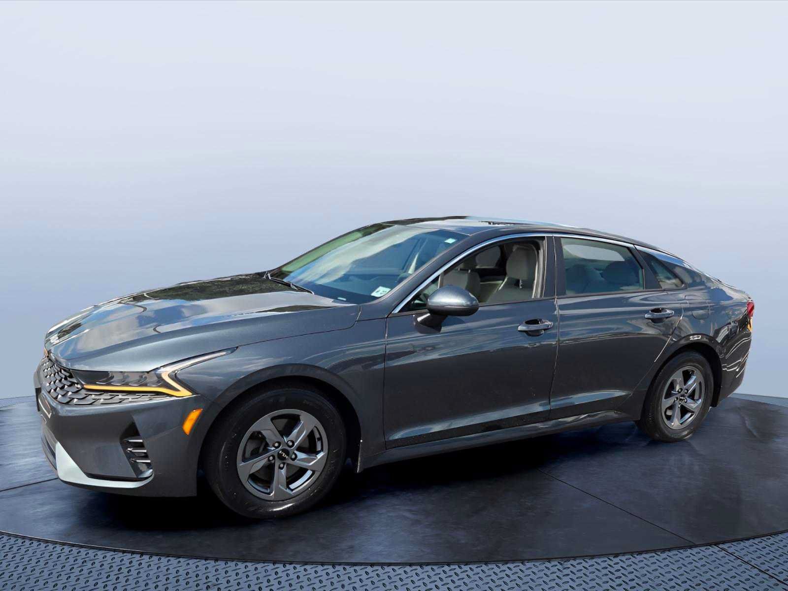 Used 2022 Kia K5 LXS FWD image 7