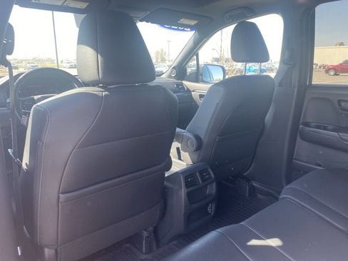 Used 2023 Honda Passport EX-L image 13