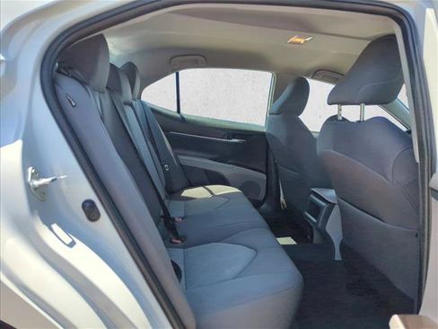 Used 2024 Toyota Camry LE AWD/4WD image 19