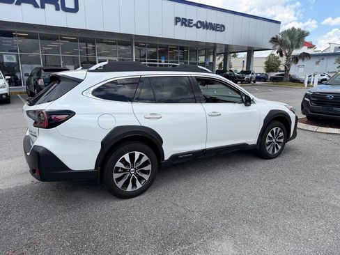 Used 2024 Subaru Outback Touring XT AWD/4WD image 3