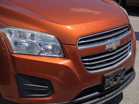 Used 2015 Chevrolet Trax LT w/ LT Sun and Sound Package AWD/4WD image 7