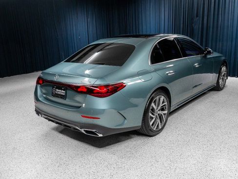 New 2026 Mercedes-Benz E 350 4MATIC Sedan image 5