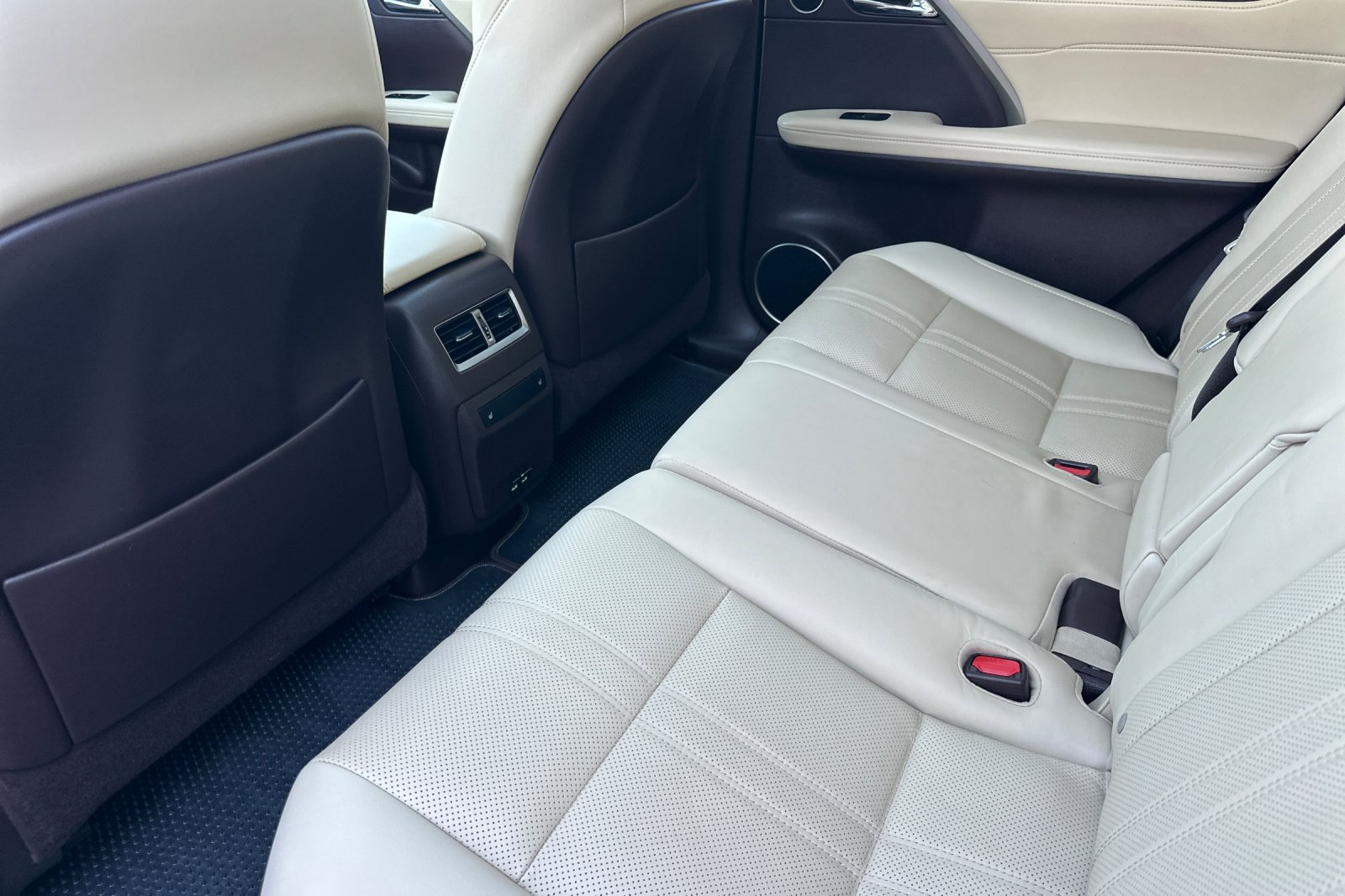 Used 2020 Lexus RX 350 AWD w/ Luxury Package image 9