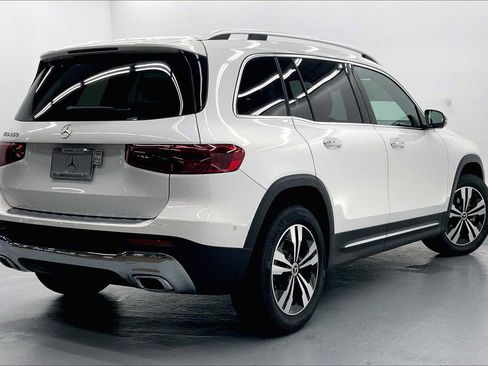 Used 2026 Mercedes-Benz GLB 250 image 7