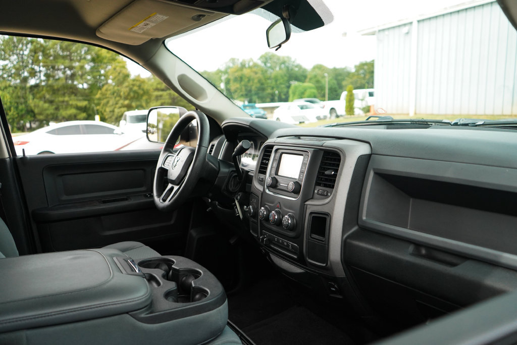Used 2017 RAM 2500 Tradesman w/ Chrome Appearance Group AWD/4WD image 14