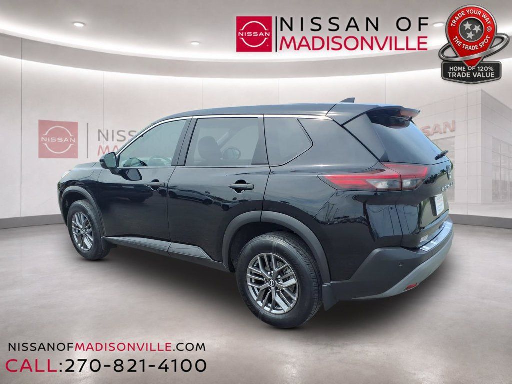 Used 2022 Nissan Rogue S AWD/4WD image 3