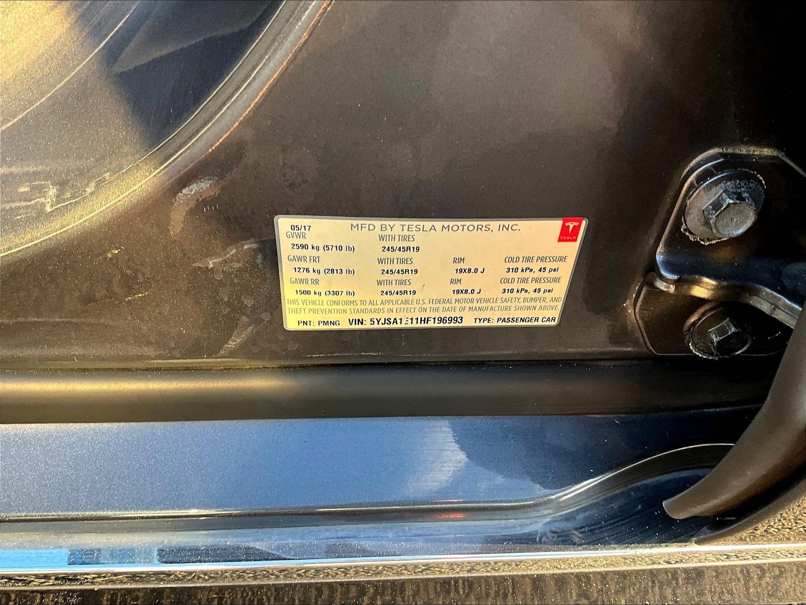 Used 2017 Tesla Model S 60 RWD image 19