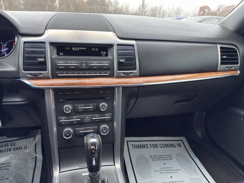 Used 2012 Lincoln MKZ FWD image 13