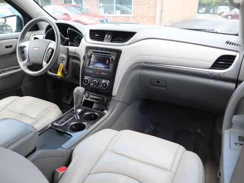 Used 2016 Chevrolet Traverse LT AWD/4WD image 11