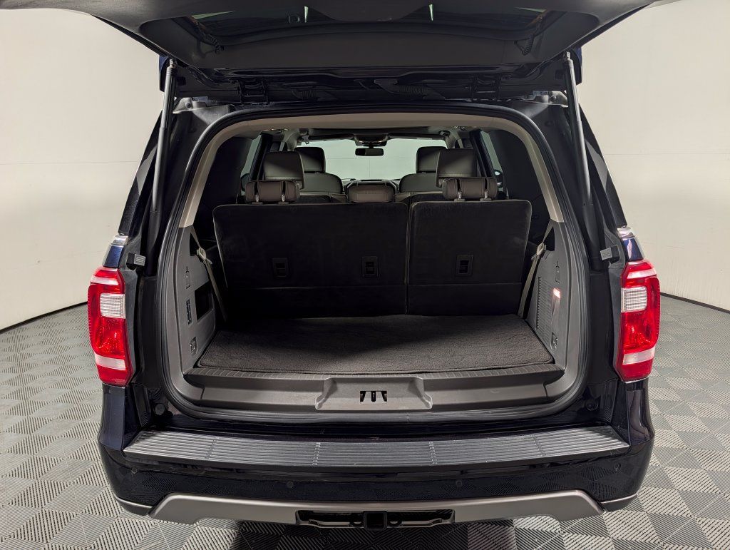 Used 2021 Ford Expedition XLT RWD image 6