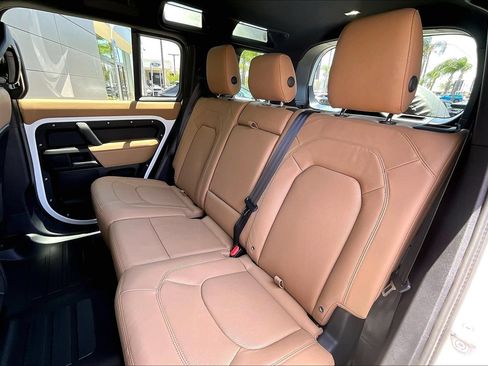 New 2026 Land Rover Defender 110 S AWD/4WD image 10