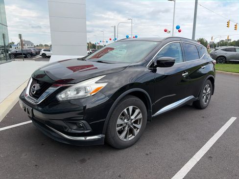 Used 2017 Nissan Murano SV AWD/4WD image 1
