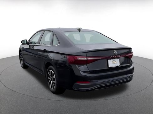 Used 2025 Volkswagen Jetta S image 11