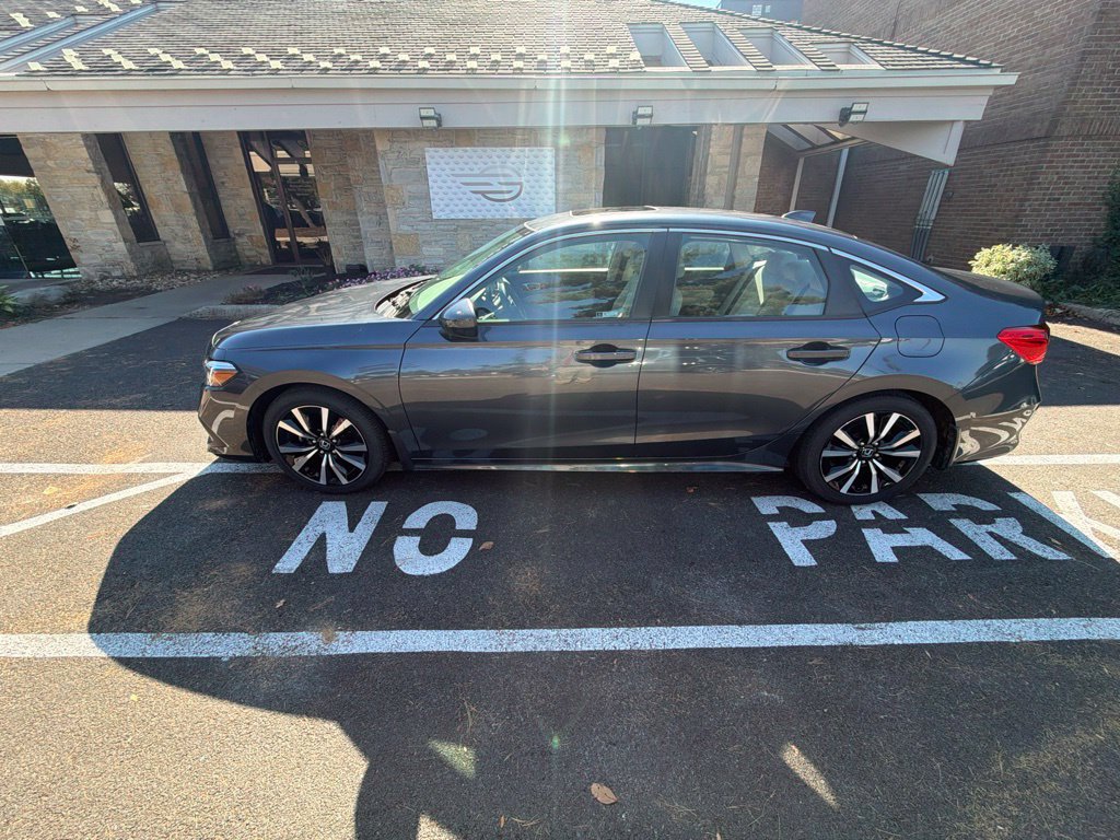 Used 2024 Honda Civic EX image 11