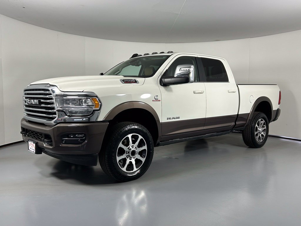 Used 2024 RAM 2500 Limited AWD/4WD image 3