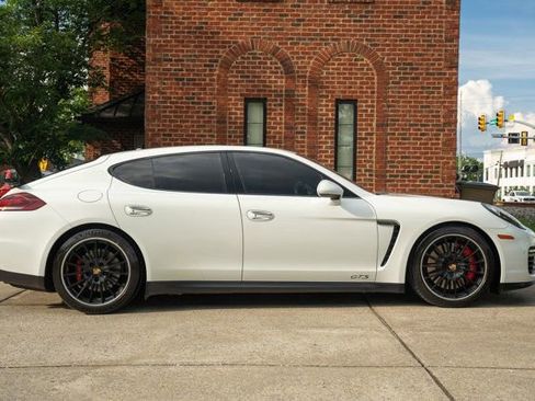 Used 2016 Porsche Panamera GTS AWD/4WD image 4