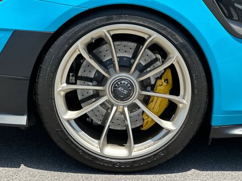 Used 2018 Porsche 911 GT2 RS RWD image 40