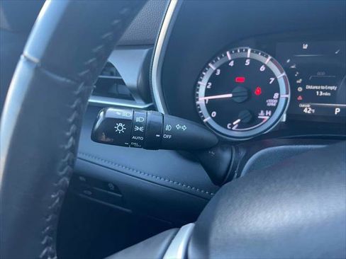 Certified 2023 Toyota Highlander XLE image 26