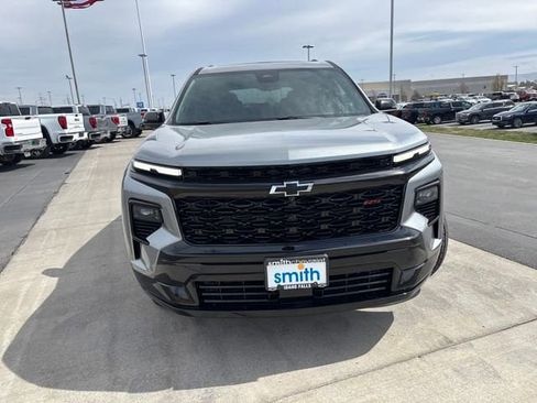 New 2026 Chevrolet Traverse RS w/ LPO, Floor Liner Package image 8