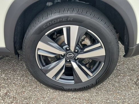 Certified 2023 Nissan Rogue SL AWD/4WD image 5