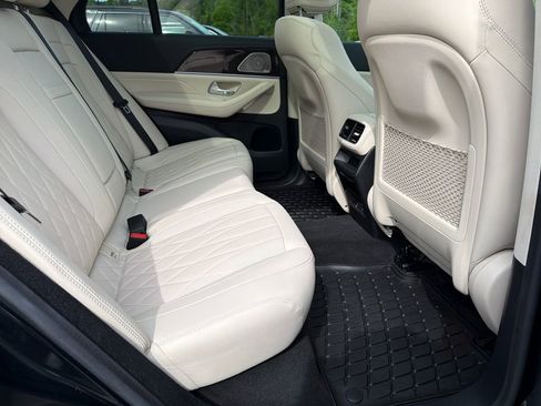 Certified 2024 Mercedes-Benz GLE 53 AMG 4MATIC image 35