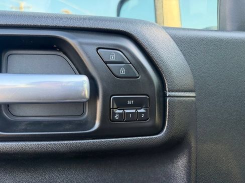 Used 2021 GMC Sierra 3500 Denali w/ Denali Ultimate Package AWD/4WD image 27