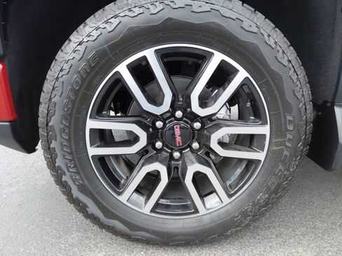 New 2026 GMC Sierra 1500 AT4 image 14