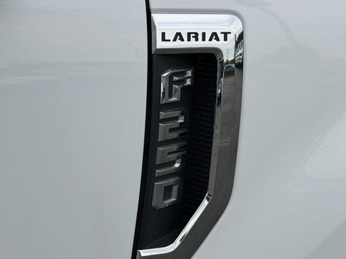 Used 2017 Ford F250 Lariat w/ Chrome Package AWD/4WD image 26