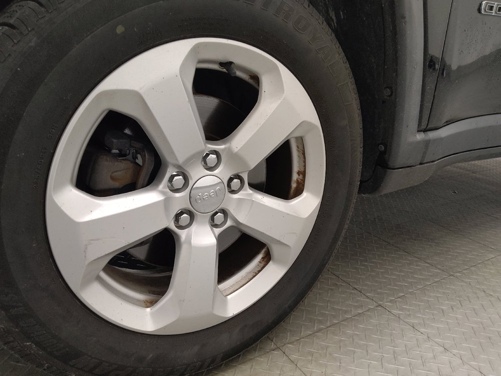 Used 2018 Jeep Compass Latitude w/ Popular Equipment Group AWD/4WD image 31